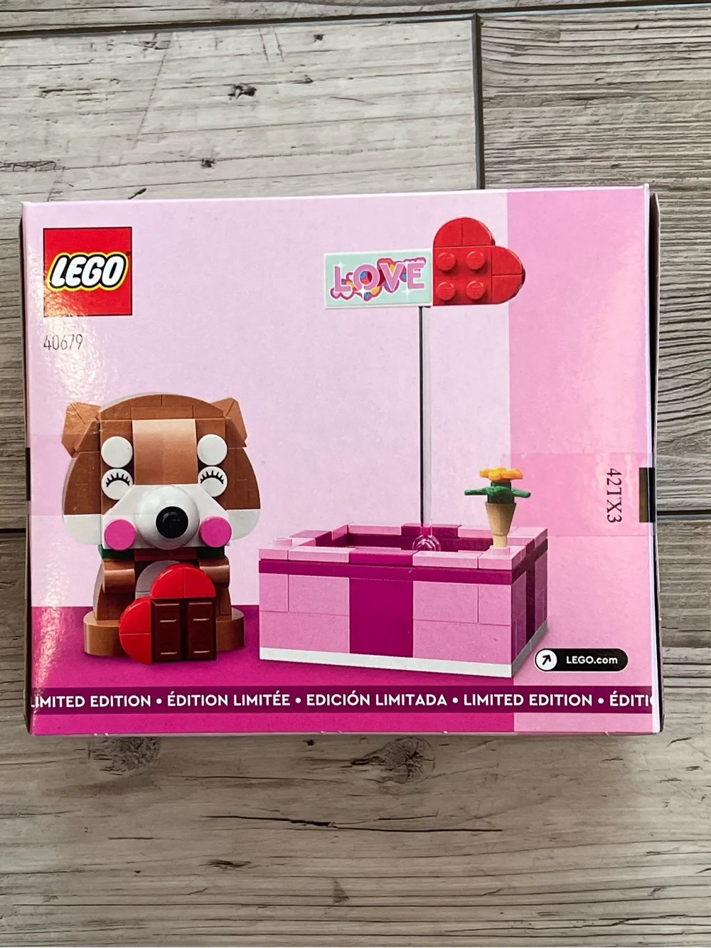 NWT Lego | Love Gift Box Set 159pcs 40679 (Retired)